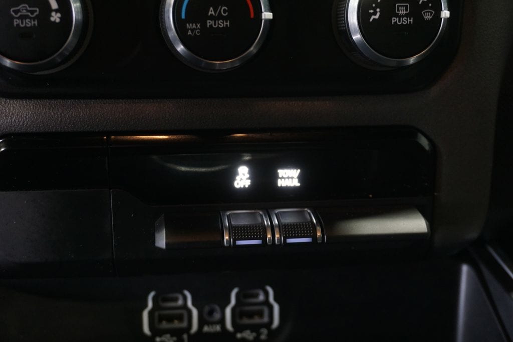 2021 RAM 1500 - Image 15