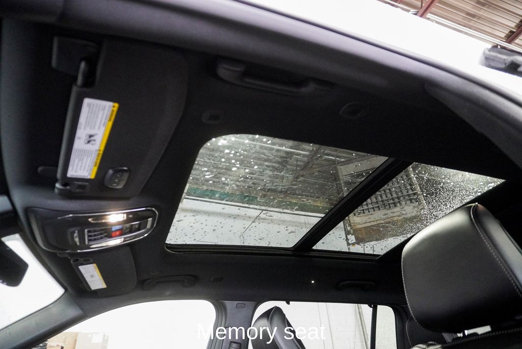 2024 JEEP GRAND CHEROKEE L - Image 18