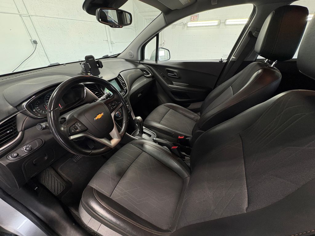2020 CHEVROLET TRAX - Image 23