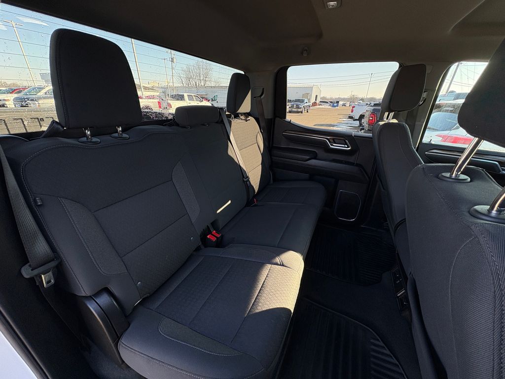 2025 CHEVROLET SILVERADO - Image 47