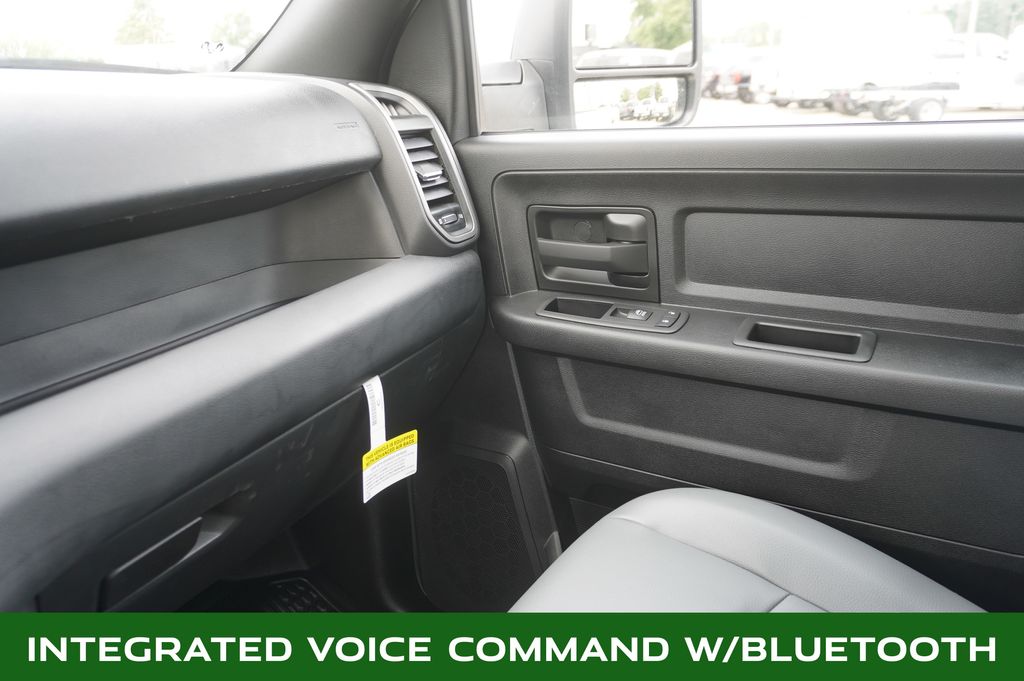 2023 RAM 3500 - Image 27