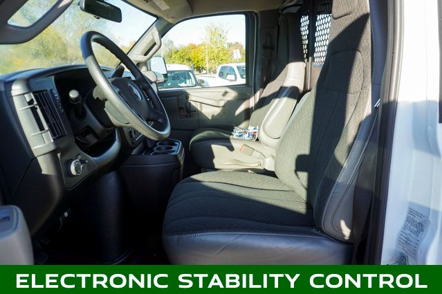 2024 GMC SAVANA - Image 8