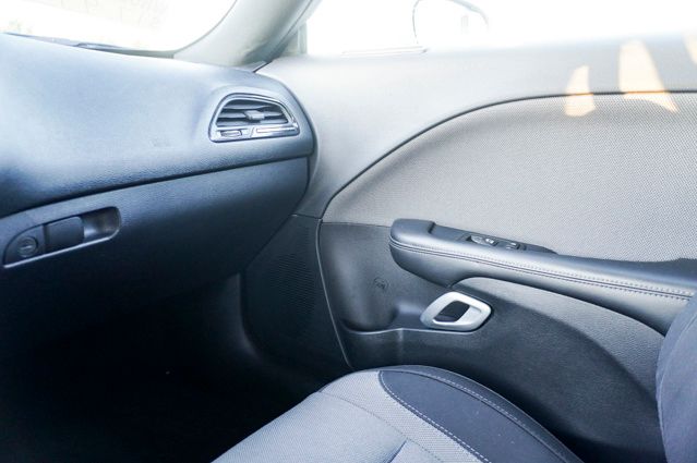 2016 DODGE CHALLENGER - Image 24