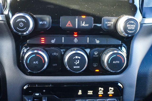2022 RAM 1500 - Image 17