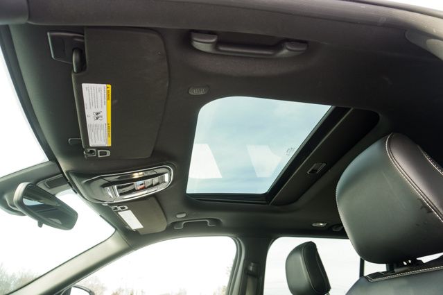 2023 JEEP GRAND CHEROKEE - Image 15