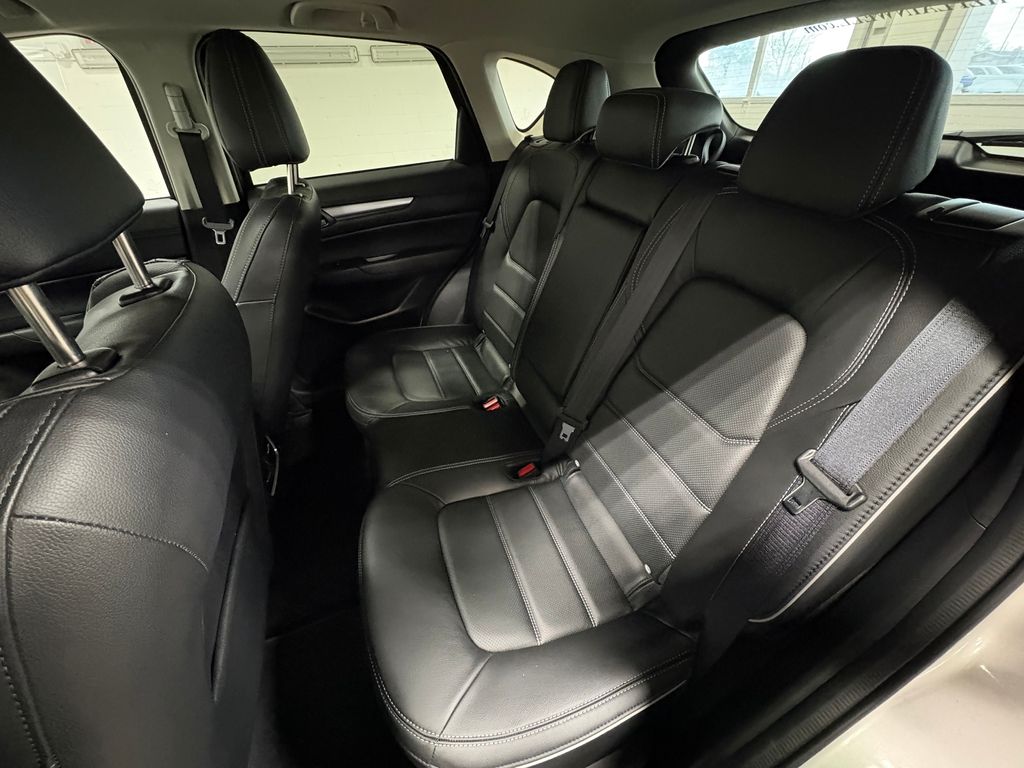 2025 MAZDA CX-5 - Image 30
