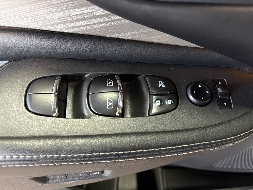 2016 NISSAN MURANO - Image 13