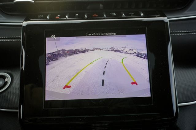 2023 JEEP GRAND CHEROKEE - Image 17