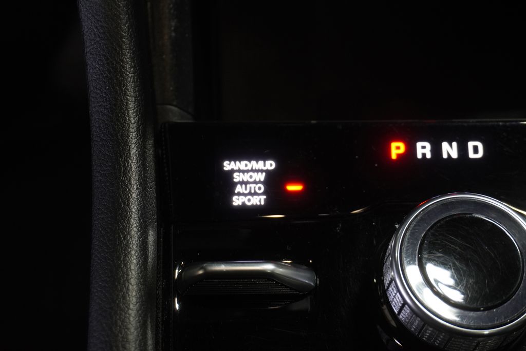 2024 JEEP GRAND CHEROKEE - Image 24