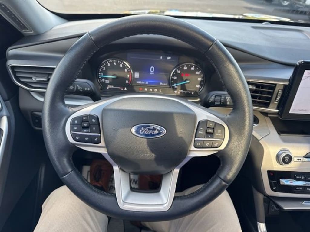 Used 2023 Ford Explorer XLT SUV