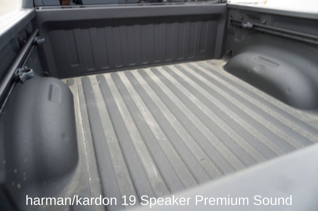 2023 RAM 1500 - Image 5