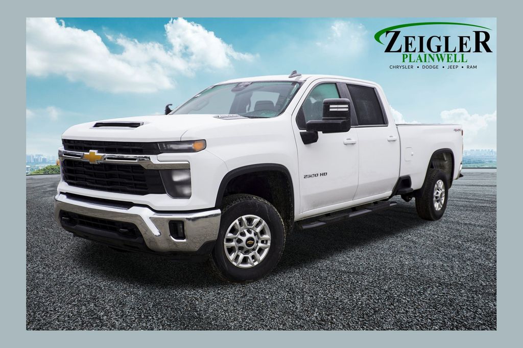 2025 CHEVROLET SILVERADO HD - Image 1