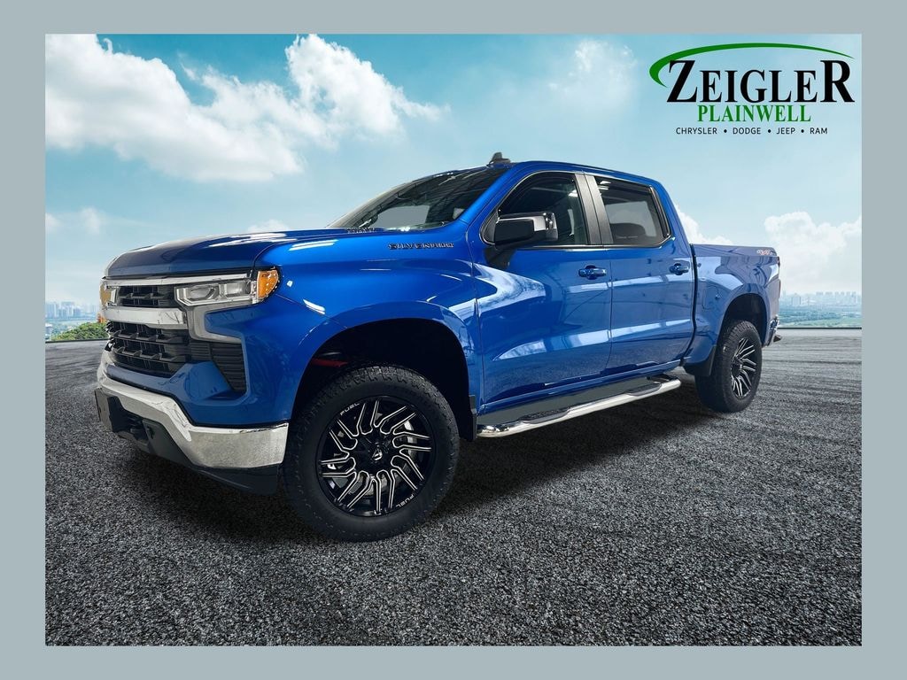 Used 2023 Chevrolet Silverado 1500 LT w/1LT Truck Crew Cab