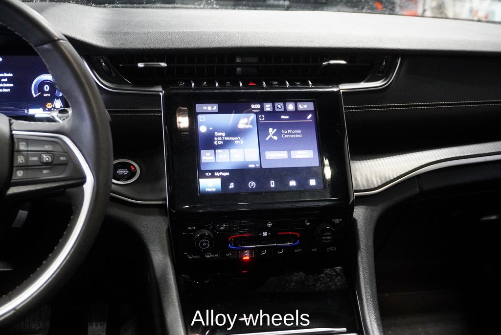 2023 JEEP GRAND CHEROKEE - Image 12