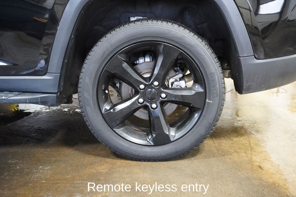 2024 JEEP GRAND CHEROKEE - Image 8