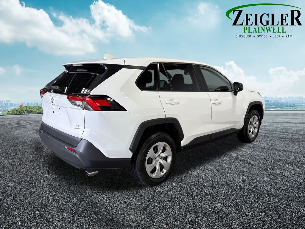 2024 TOYOTA RAV4 - Image 8