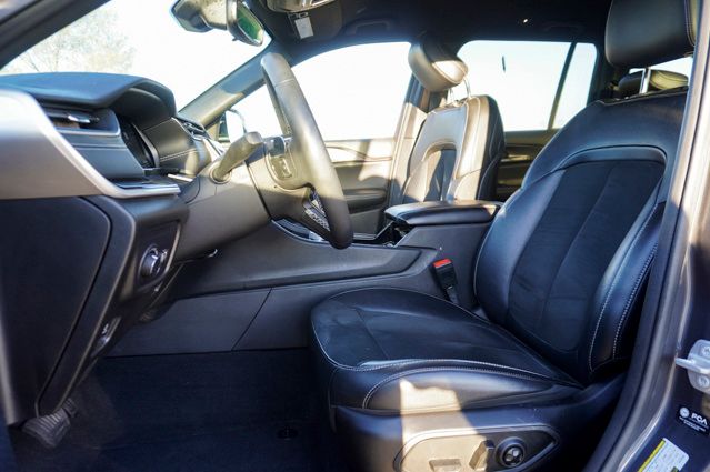 2023 JEEP GRAND CHEROKEE - Image 13