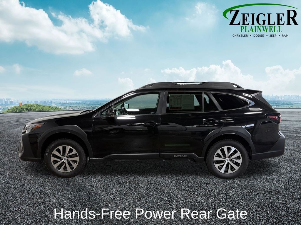 Used 2024 Subaru Outback Premium SUV
