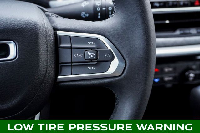 2023 JEEP COMPASS - Image 19