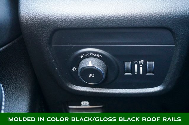 2023 JEEP GRAND CHEROKEE - Image 29