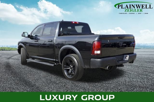 2022 Ram 1500 Classic SLT Warlock photo 2