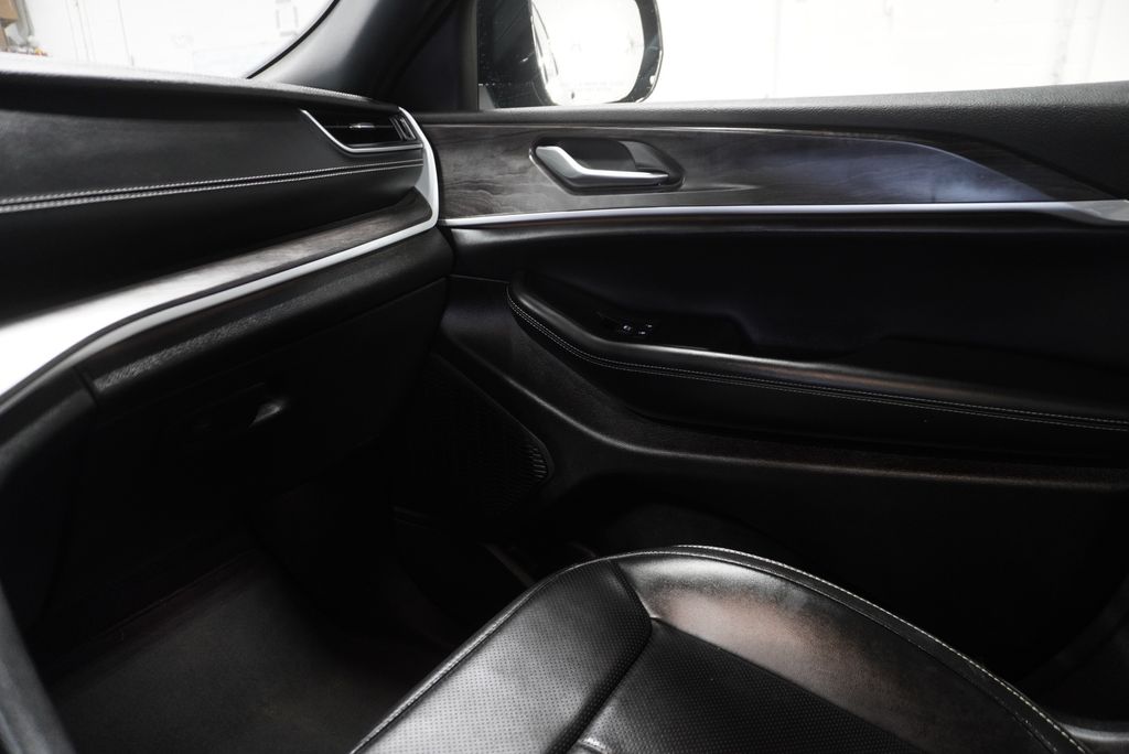 2024 JEEP GRAND CHEROKEE - Image 34