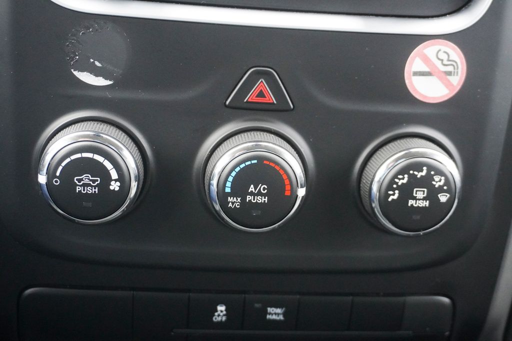 2023 RAM 1500 - Image 14