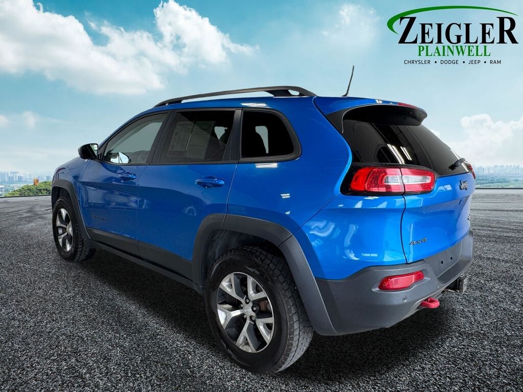 Used 2017 Jeep Cherokee Trailhawk 4x4 SUV