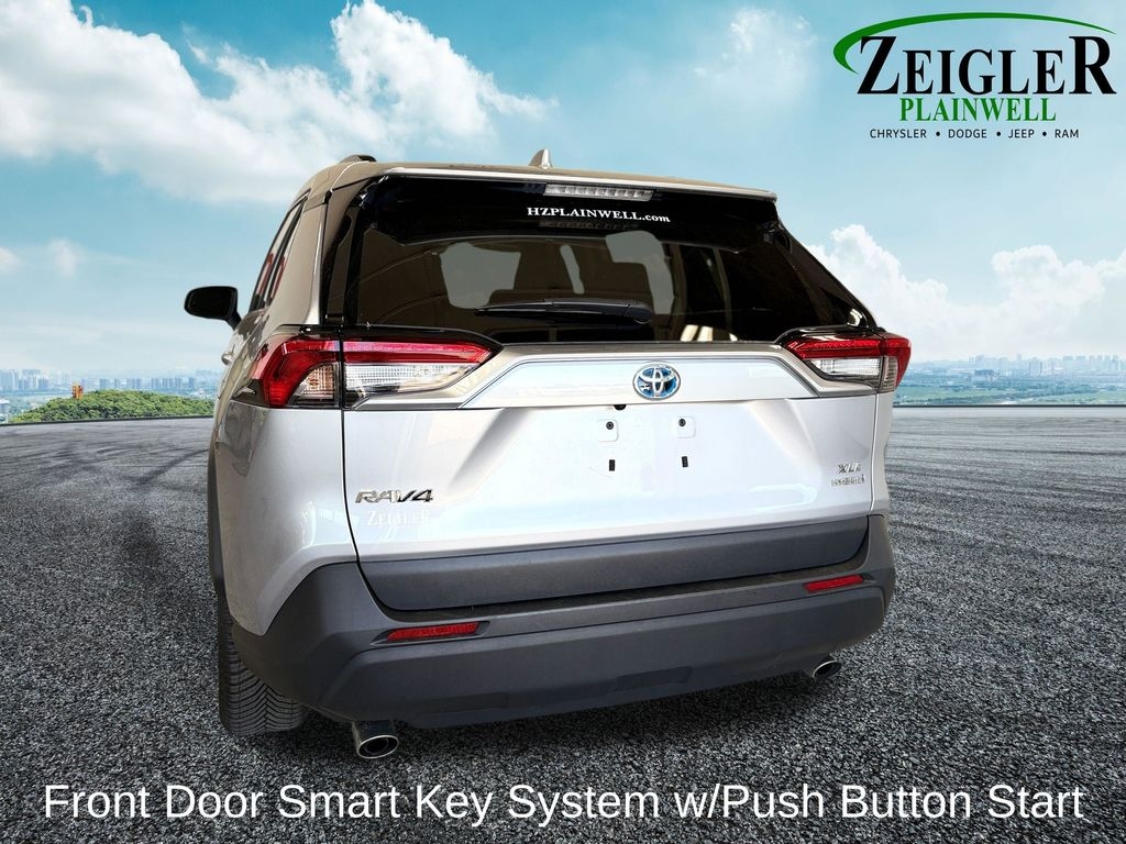 Used 2022 Toyota RAV4 Hybrid XLE SUV
