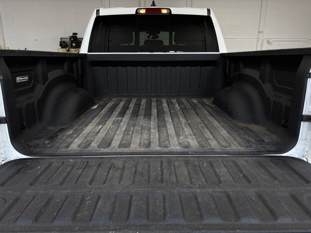 2022 RAM 1500 - Image 30