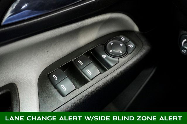 2023 CHEVROLET EQUINOX - Image 25