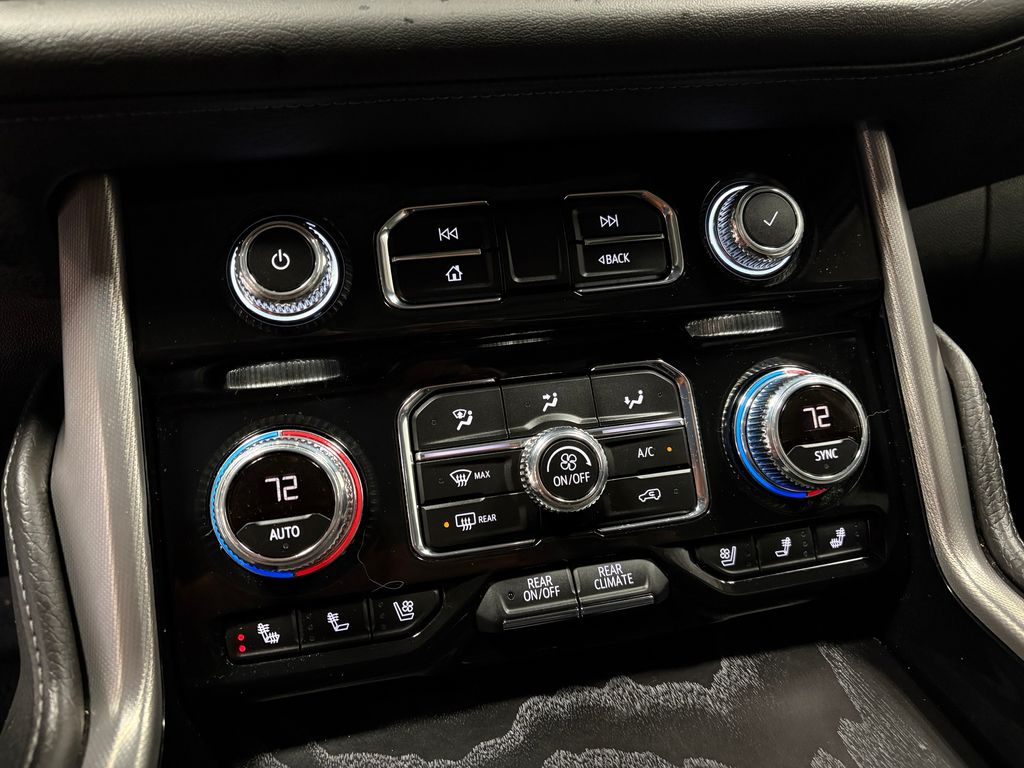 2023 GMC YUKON - Image 29