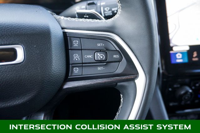 2023 JEEP GRAND CHEROKEE - Image 25