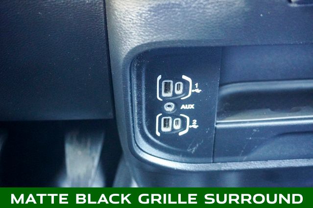 2024 RAM 3500 - Image 15