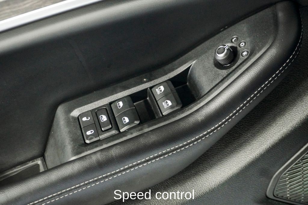 2024 JEEP GRAND CHEROKEE - Image 31