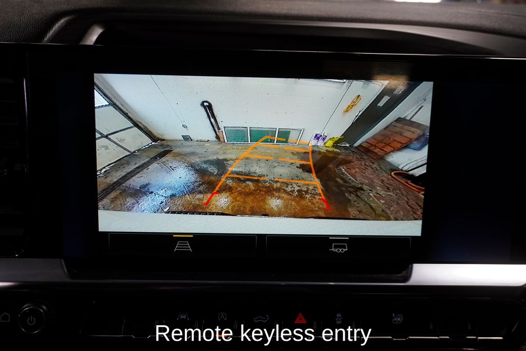 2025 CHEVROLET SILVERADO - Image 13