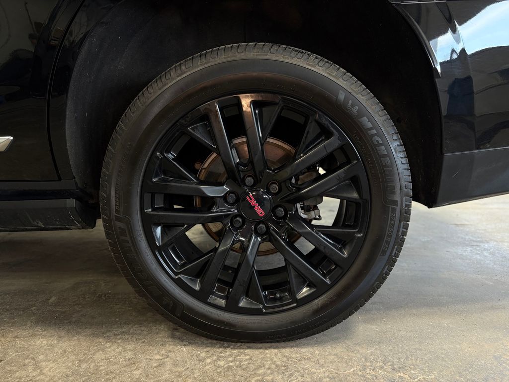 2023 GMC YUKON - Image 37