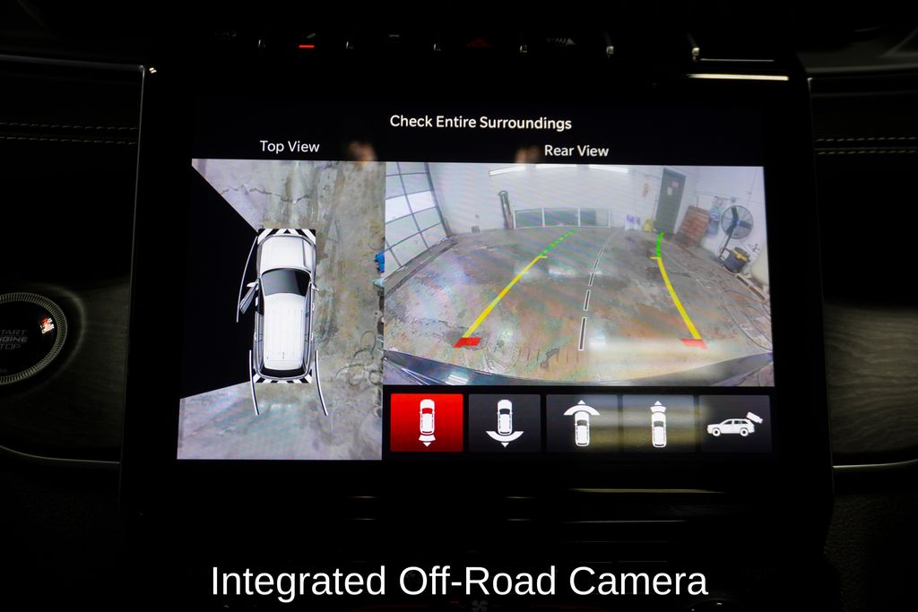 2024 JEEP GRAND CHEROKEE - Image 18