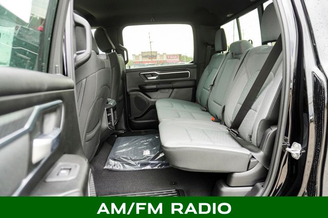 2025 RAM 1500 - Image 7