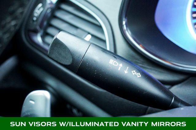 2016 CHRYSLER 200 - Image 23