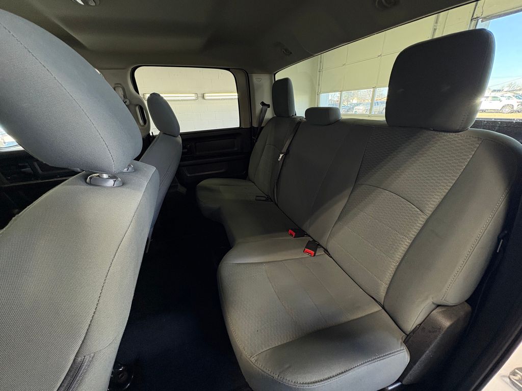 2019 RAM 1500 - Image 27