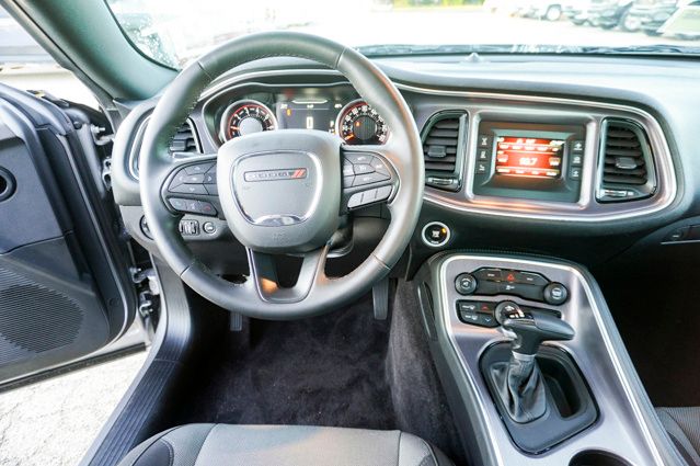 2016 DODGE CHALLENGER - Image 9