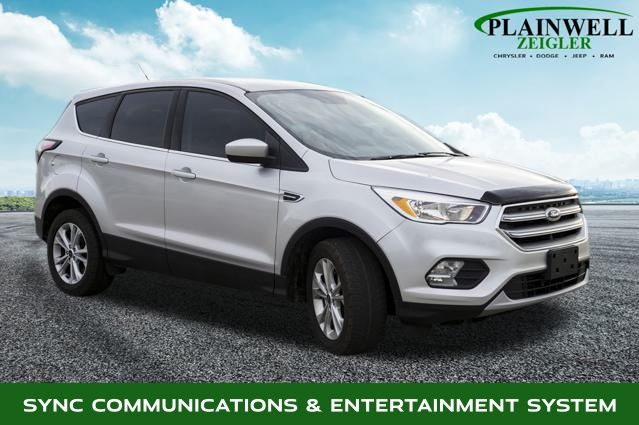 2017 Ford Escape SE photo 4