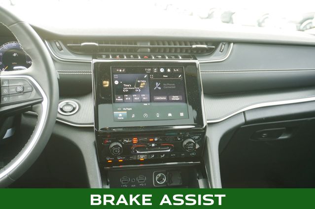 2023 JEEP GRAND CHEROKEE - Image 12