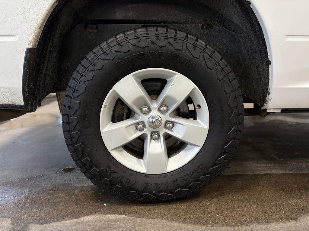 2022 RAM 1500 - Image 33