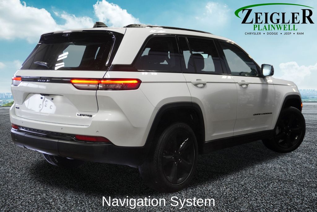 2023 JEEP GRAND CHEROKEE - Image 3