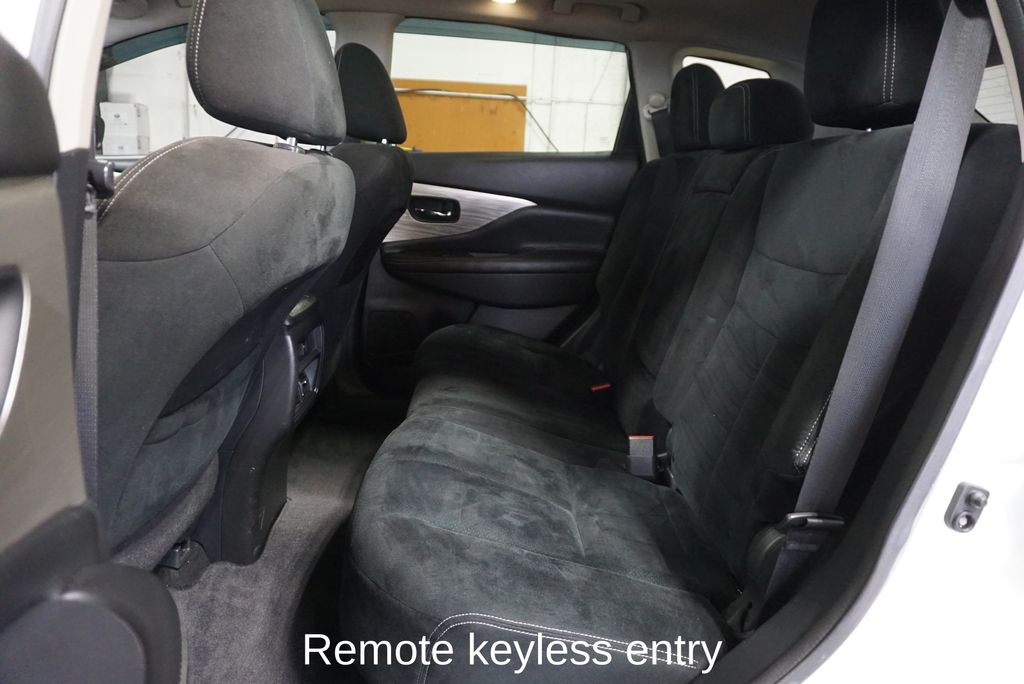 2017 NISSAN MURANO - Image 8