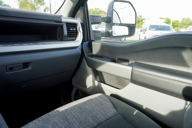 2023 FORD F-250 - Image 25