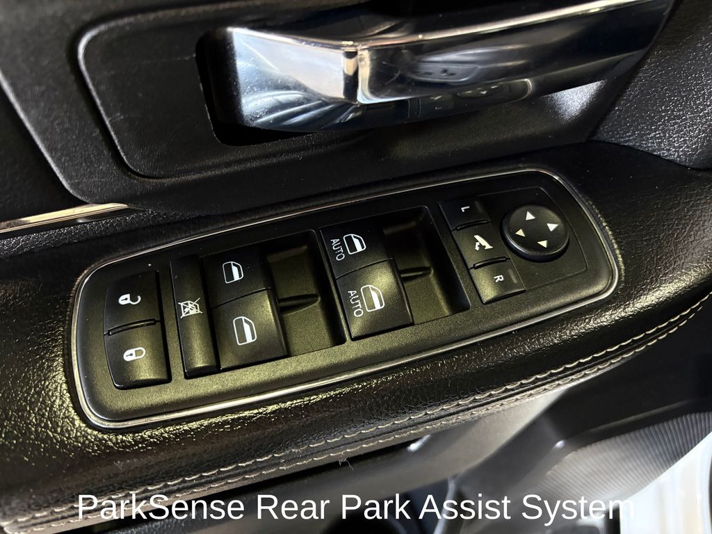 2013 RAM 1500 - Image 14