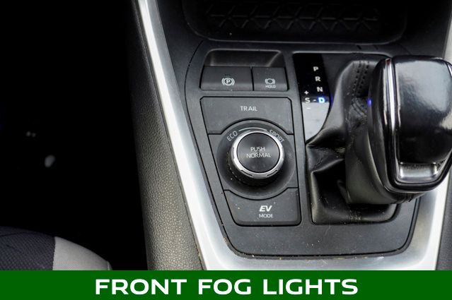 2020 TOYOTA RAV4 - Image 19